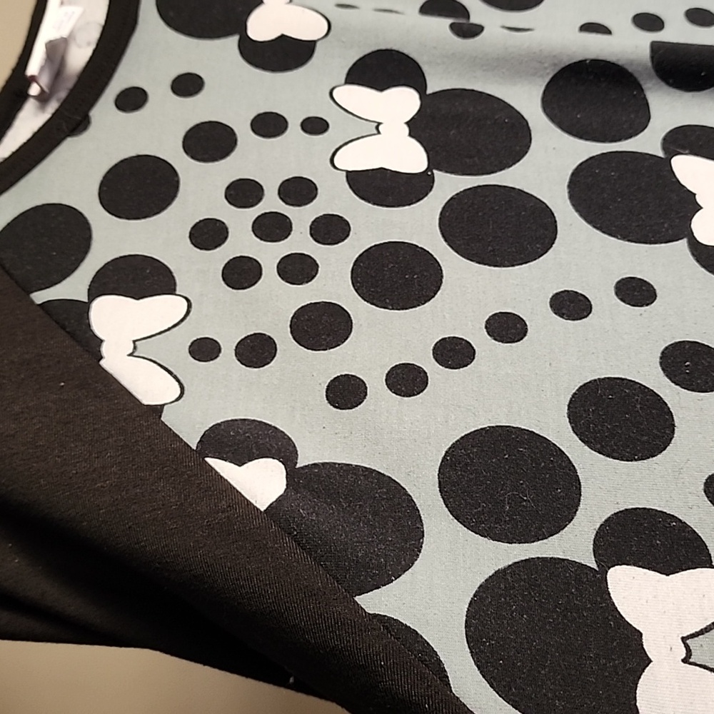 "Lularoe" "Randy" Long Sleeve Top 🖤 - Picture 3 of 8